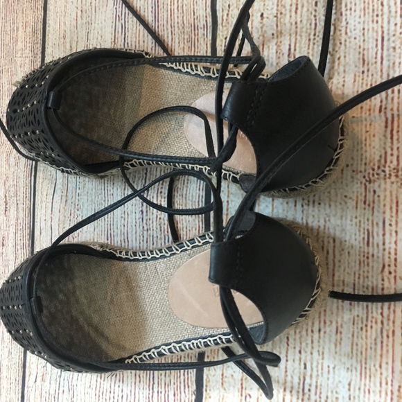 Anthro Jasper & Jeera Rosecut black espadrilles 7 - Picture 4 of 7